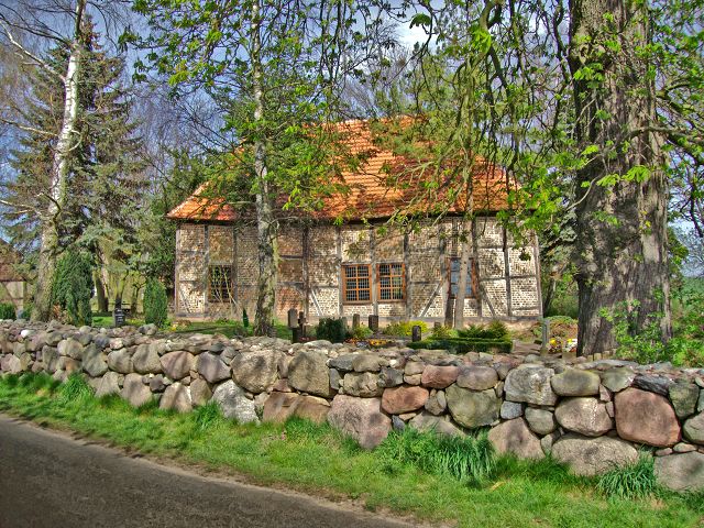 Kirche in Langen Trechow in Mecklenburg