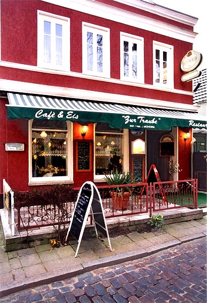 Zur Traube - Alexandrinenstraße in Warnemünde bei Rostock an der Ostsee - Mecklenburg-Vorpommern